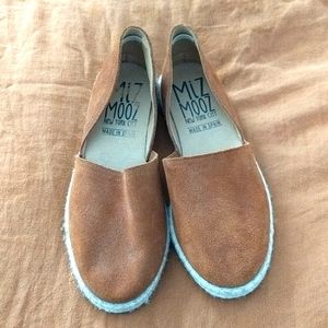 Miz Mooz tericotta suede flats